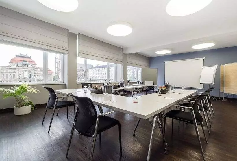 Отель An Der Oper