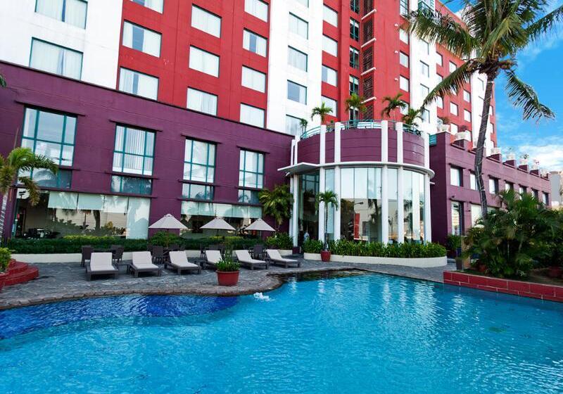 בית מלון כפרי Aryaduta Makassar