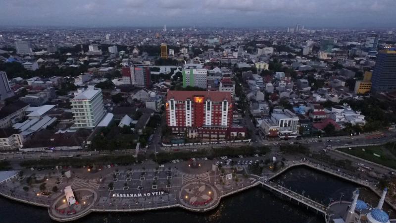 בית מלון כפרי Aryaduta Makassar