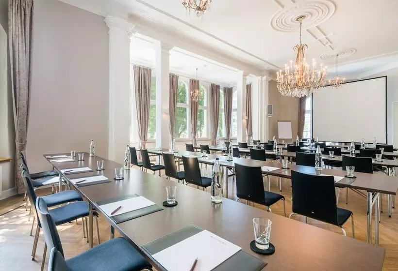 Steigenberger Hotel Bielefelder Hof