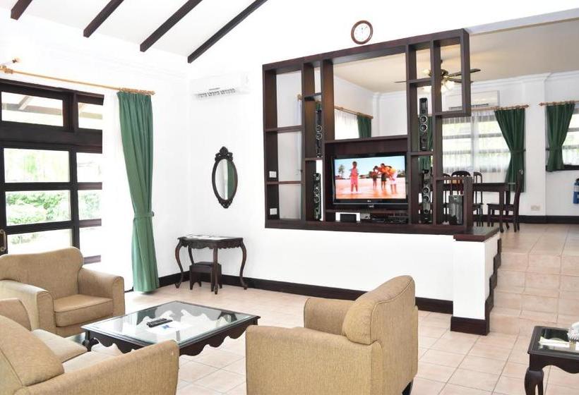 Hotel Bintan Lagoon Resort