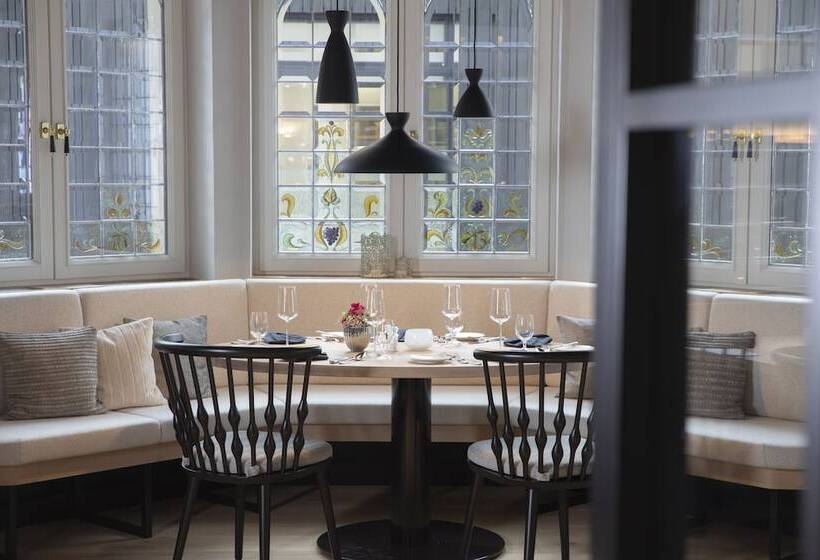 Отель Wellness & Genuss Resort   Engel Obertal