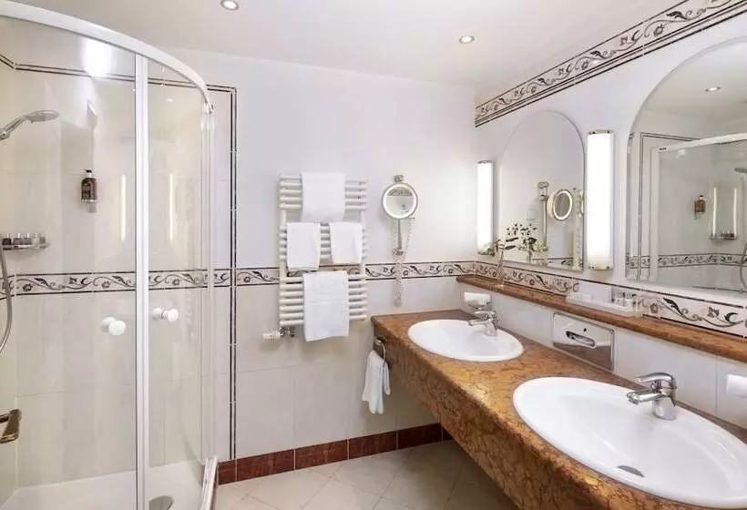 호텔 Wellness & Genuss Resort   Engel Obertal