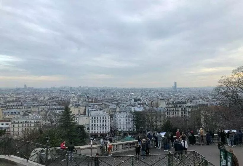 ホテル Holiday Inn Paris Montmartre, An Ihg