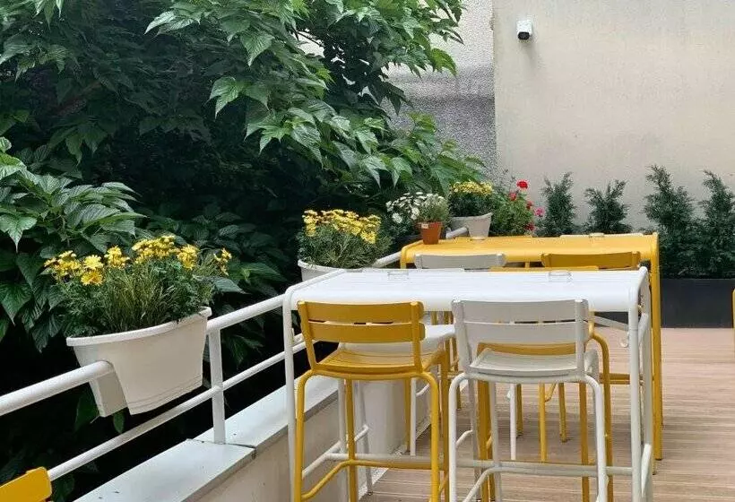 ホテル Holiday Inn Paris Montmartre, An Ihg