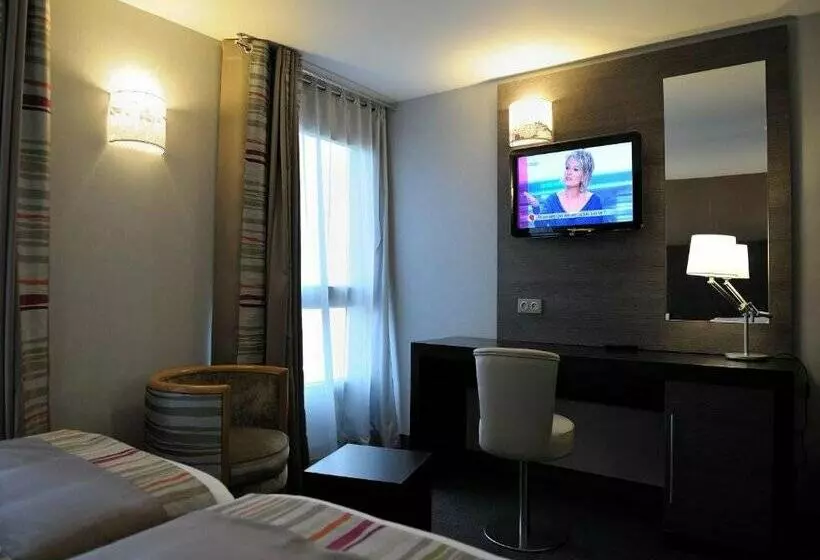 ホテル Holiday Inn Paris Montmartre, An Ihg