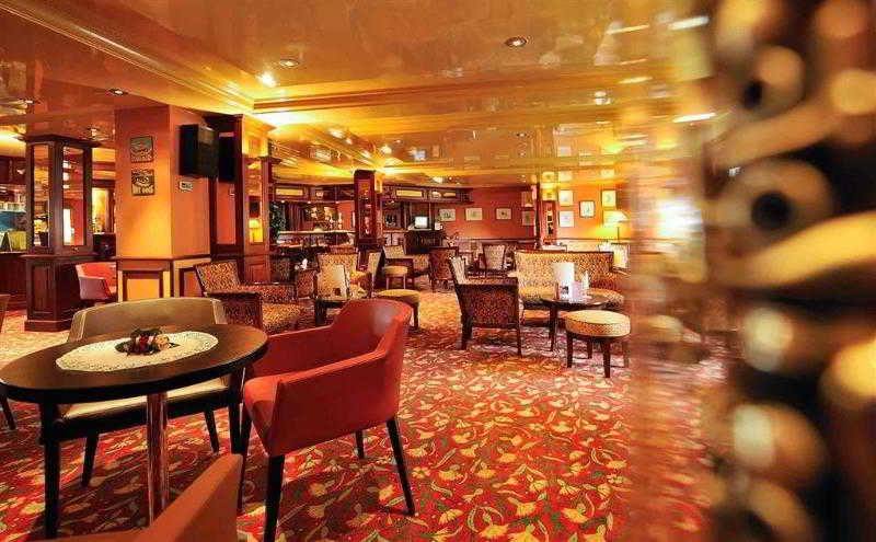 هتل Hôtel Mercure Rouen Centre Champdemars