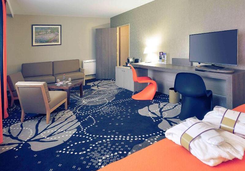 هتل Hôtel Mercure Rouen Centre Champdemars