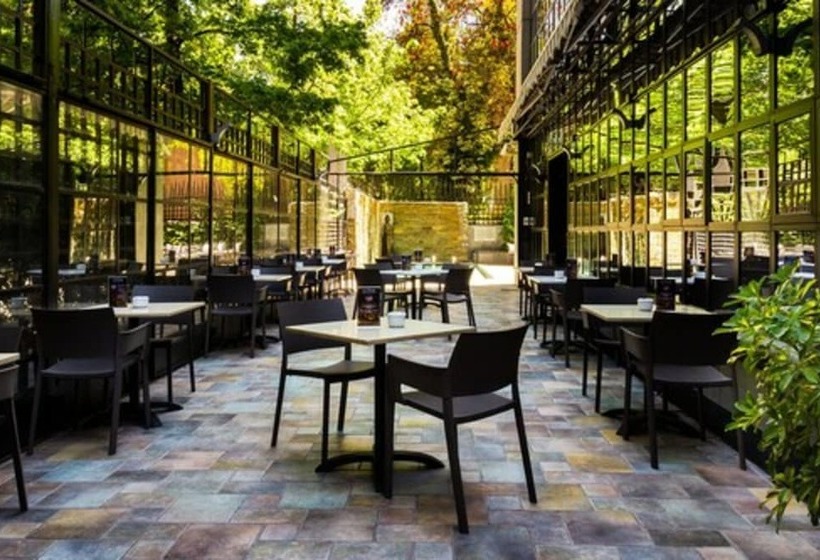 فندق Wyndham Garden Santiago Kennedy