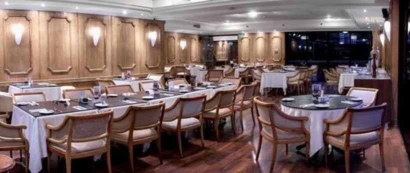 فندق Wyndham Garden Santiago Kennedy