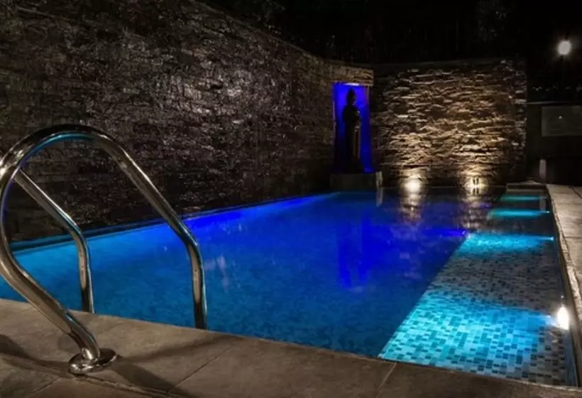 酒店 Wyndham Garden Santiago Kennedy