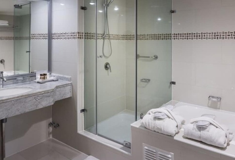 فندق Wyndham Garden Santiago Kennedy