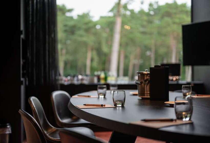 ホテル La Butte Aux Bois