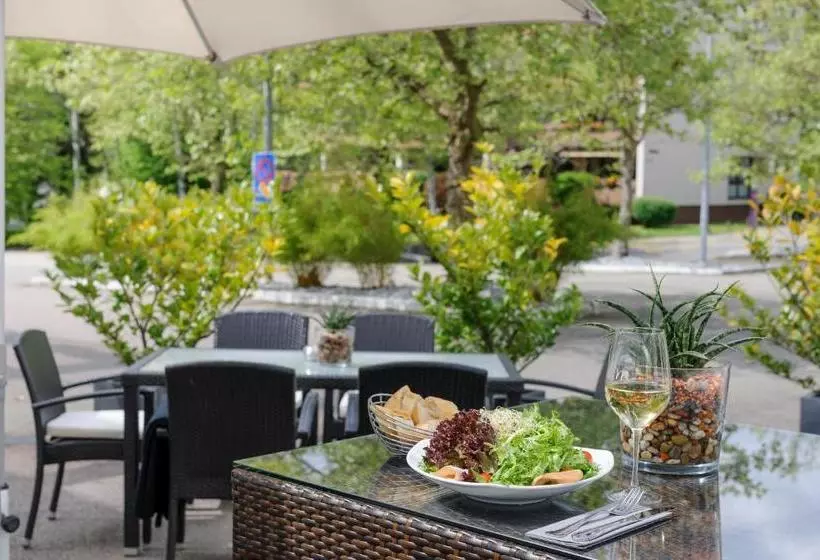 فندق Mercure  Bristol Stuttgart Sindelfingen