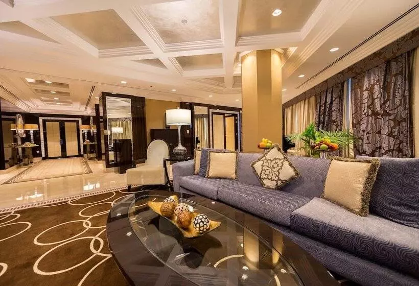 هتل Mövenpick Grand Al Bustan