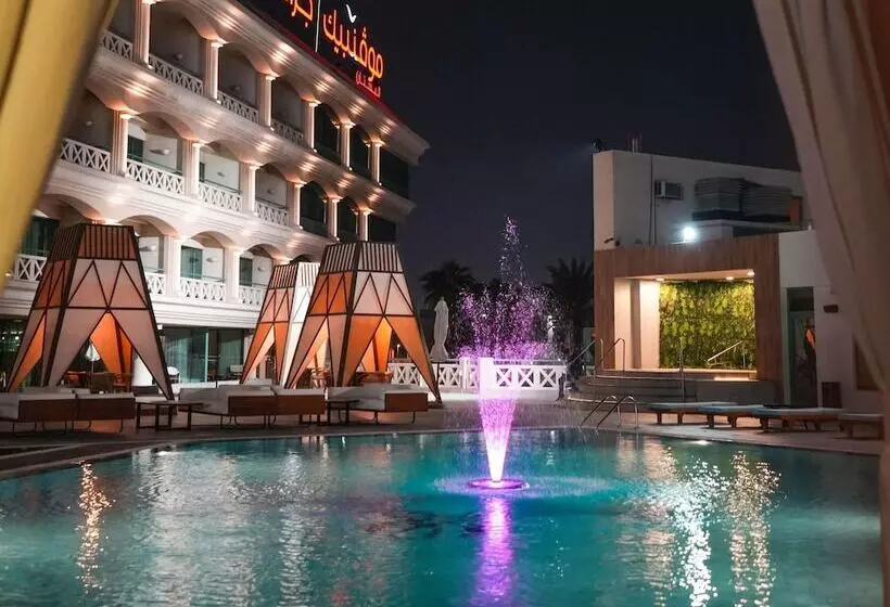 هتل Mövenpick Grand Al Bustan