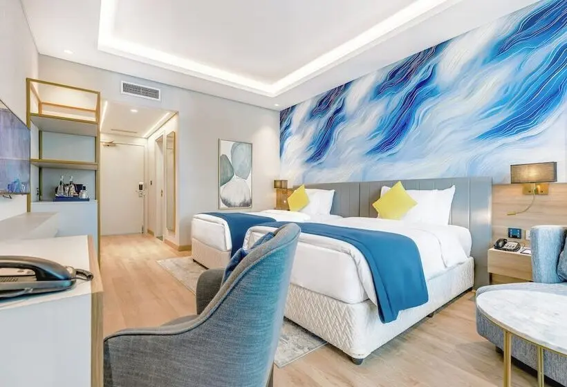 Hotelli Mövenpick Grand Al Bustan