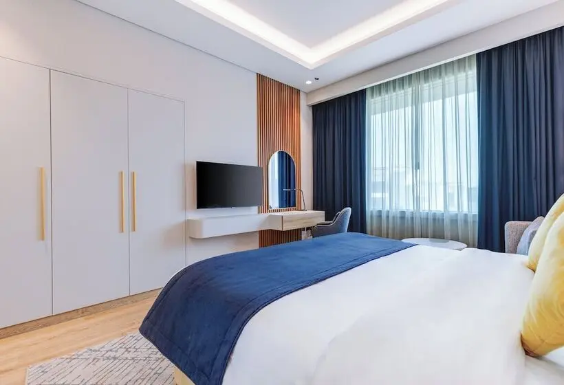 Hotelli Mövenpick Grand Al Bustan
