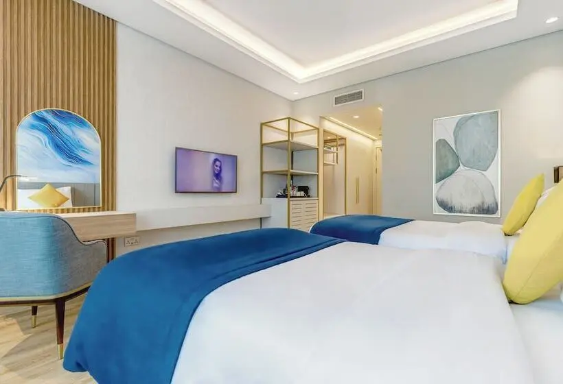 Hotelli Mövenpick Grand Al Bustan