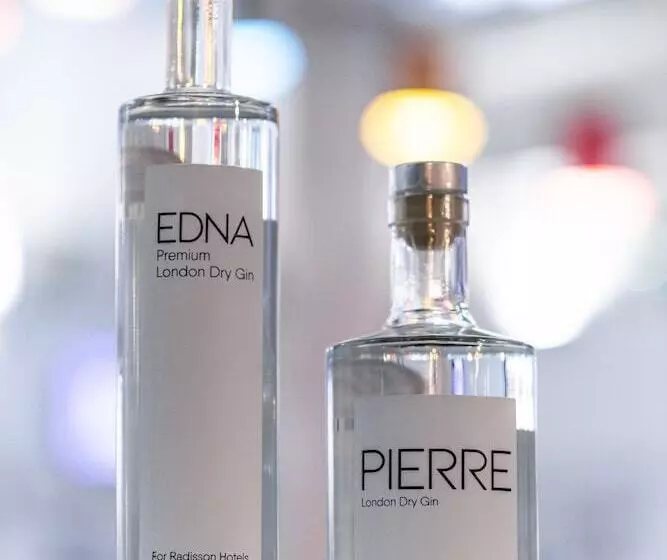 酒店 Park Inn By Radisson Cardiff City Centre