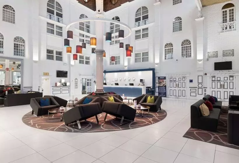 酒店 Park Inn By Radisson Cardiff City Centre