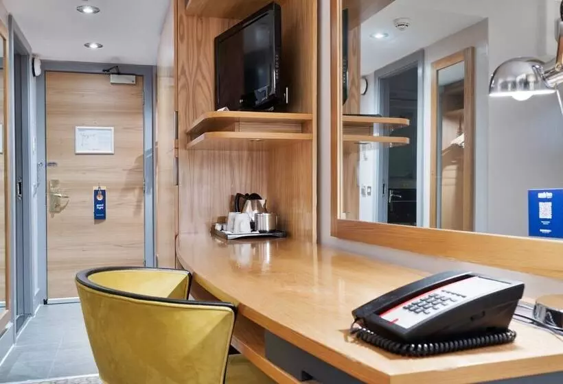 酒店 Park Inn By Radisson Cardiff City Centre