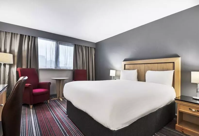 酒店 Park Inn By Radisson Cardiff City Centre
