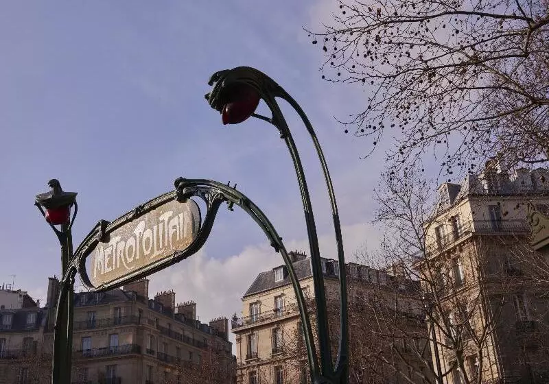 ホテル Plaza Tour Eiffel
