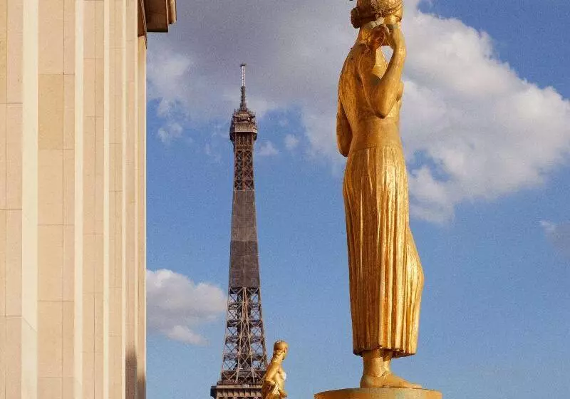 ホテル Plaza Tour Eiffel