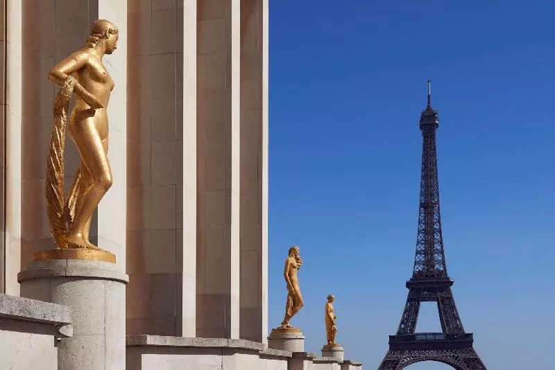 ホテル Plaza Tour Eiffel
