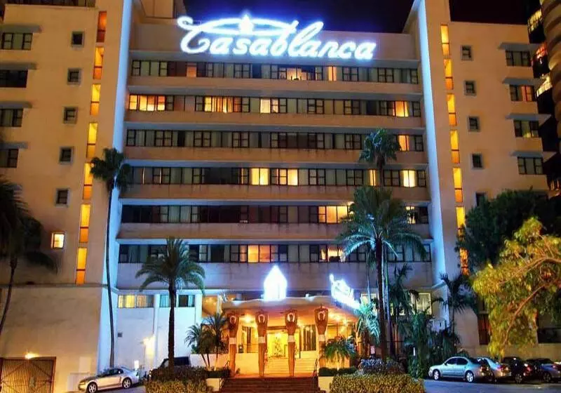 בית מלון כפרי Waterfront Condo, Heated Pool, Direct Beach Access With Private Beach Chairs