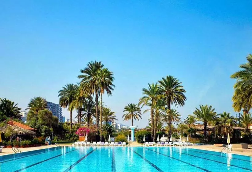 Portemilio Hotel & Resort