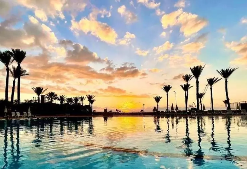 Portemilio Hotel & Resort