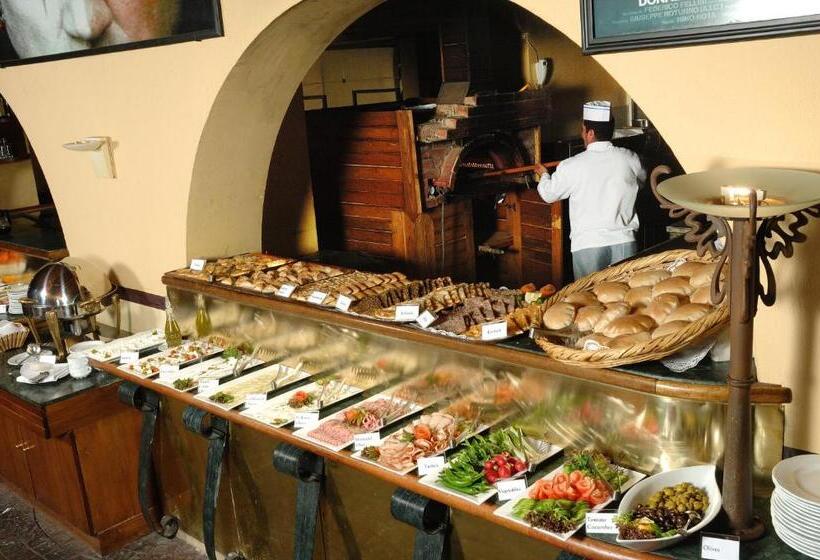 Portemilio Hotel & Resort