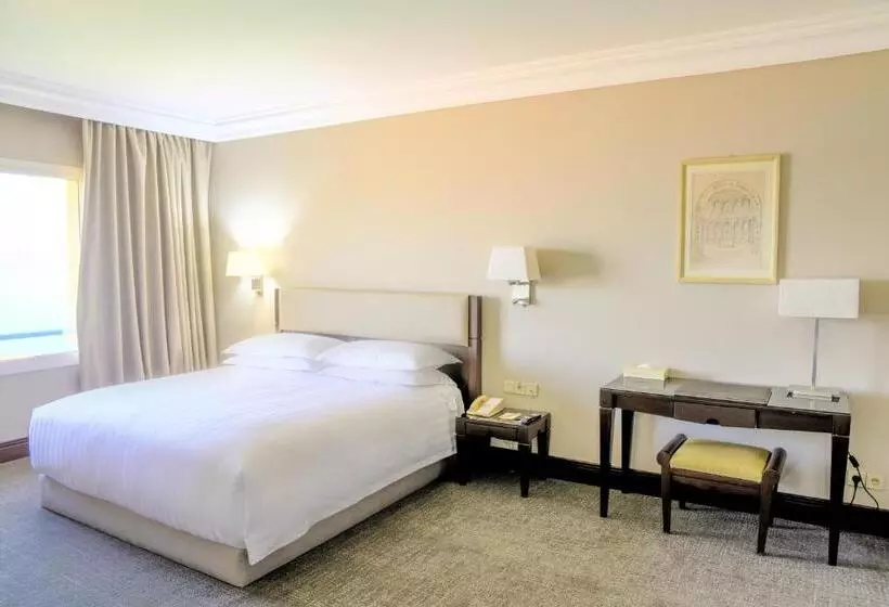 Portemilio Hotel & Resort