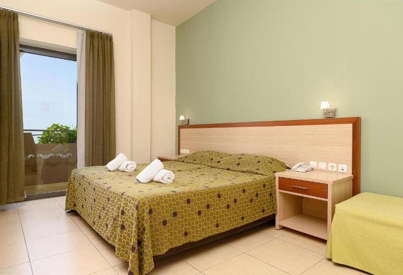 ホテル Alianthos Beach