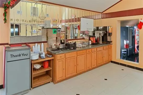 Отель Americas Best Value Inn