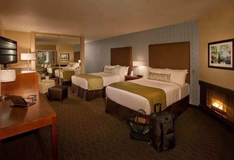 ホテル Best Western Plus Beach View Lodge Carlsbad