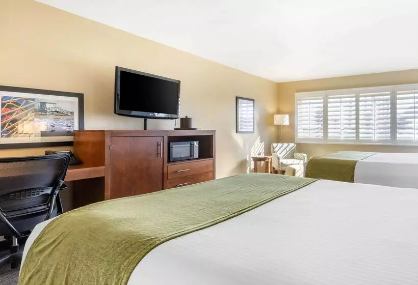 ホテル Best Western Plus Beach View Lodge Carlsbad