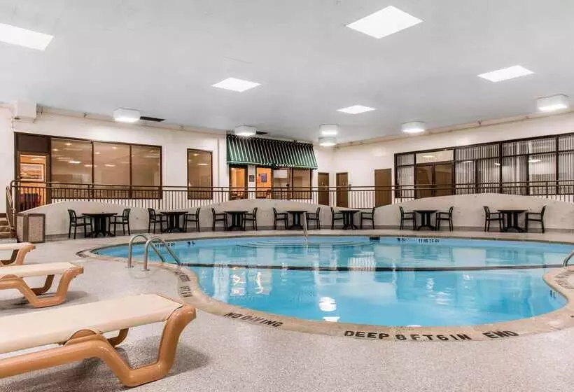 ホテル Comfort Inn Msp Airport Mall Of America