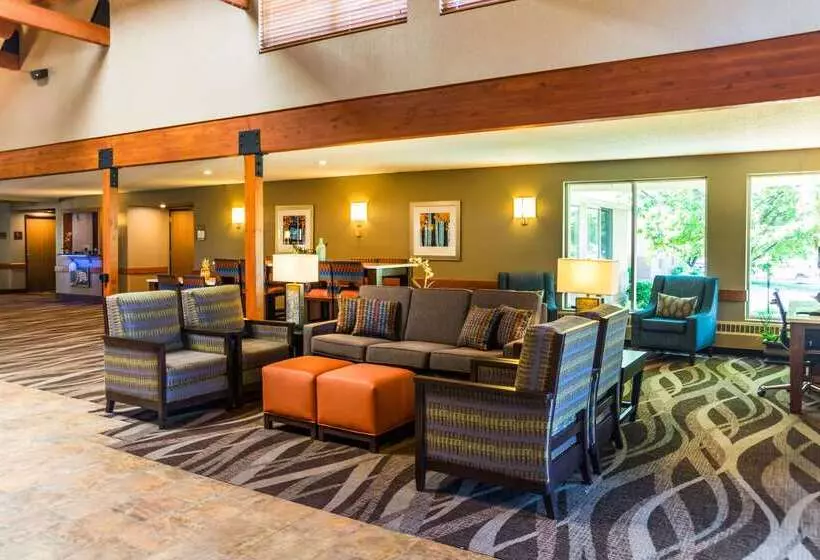 호텔 Comfort Inn West