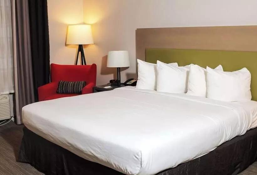 هتل Country Inn & Suites By Radisson Erie Pa