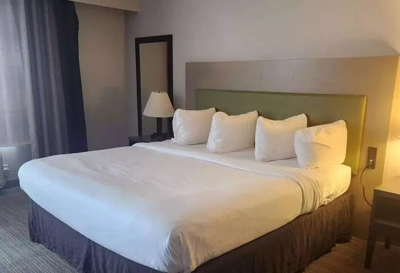 هتل Country Inn & Suites By Radisson Erie Pa