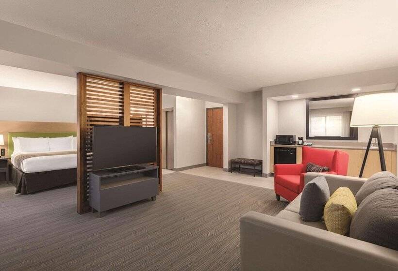 فندق Country Inn & Suites By Radisson Erie Pa