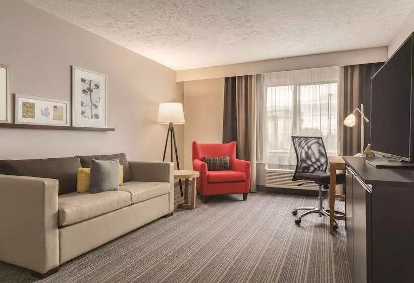 هتل Country Inn & Suites By Radisson Erie Pa