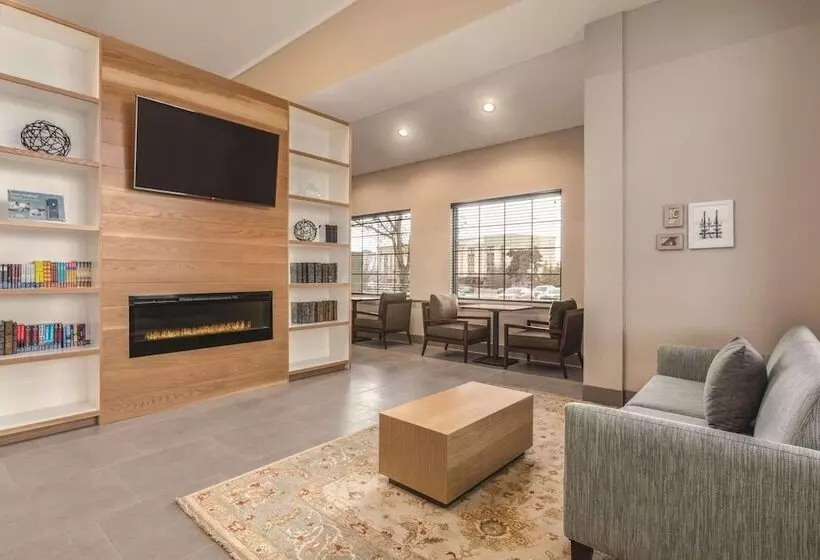 هتل Country Inn & Suites By Radisson Erie Pa