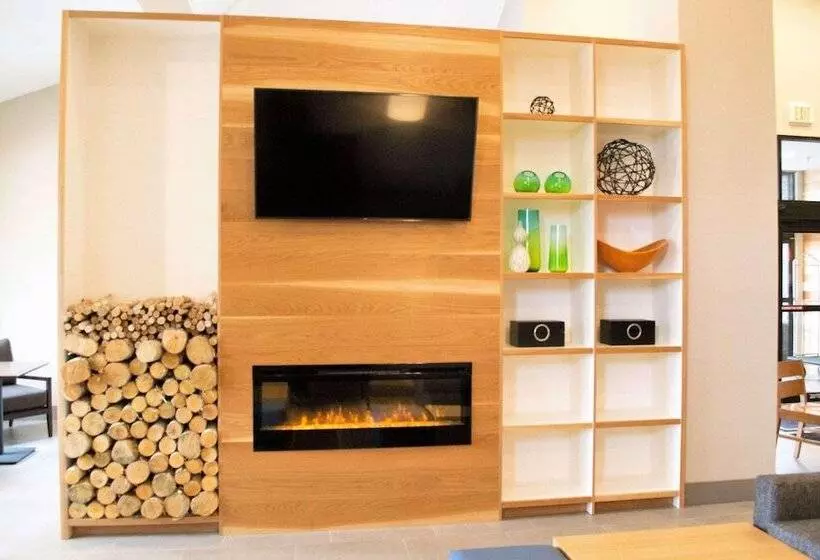 هتل Country Inn & Suites By Radisson Erie Pa