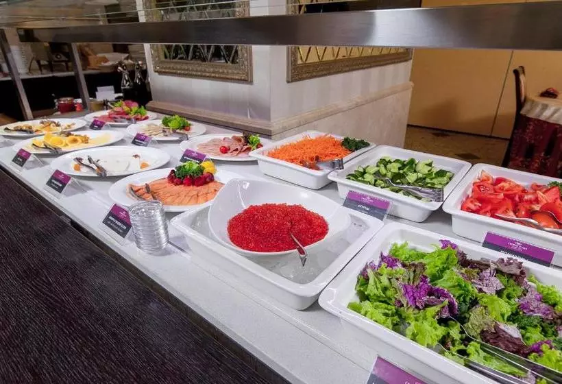 Отель Crowne Plaza Krasnodar  Centre, An Ihg