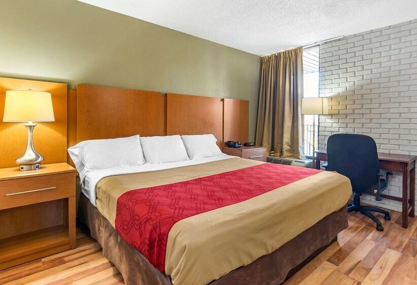 فندق Econo Lodge