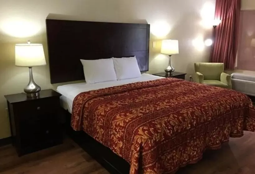 Отель Havelock Inn & Suites